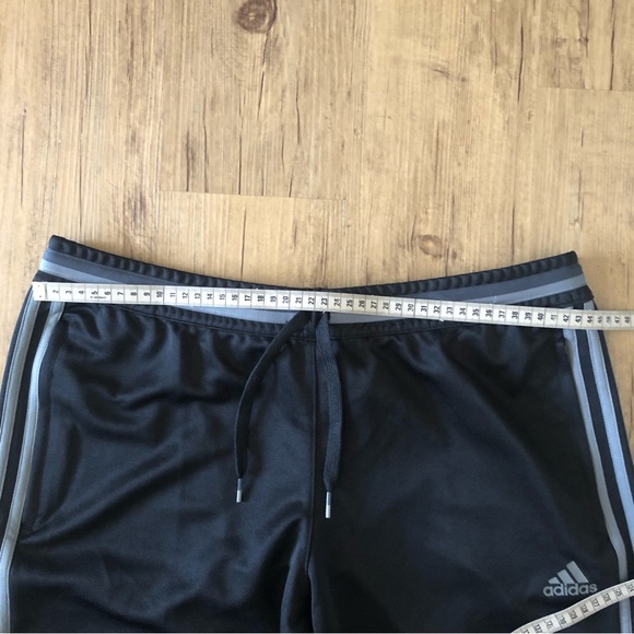 Adidas tracksuit Large - Picture 2 of 6